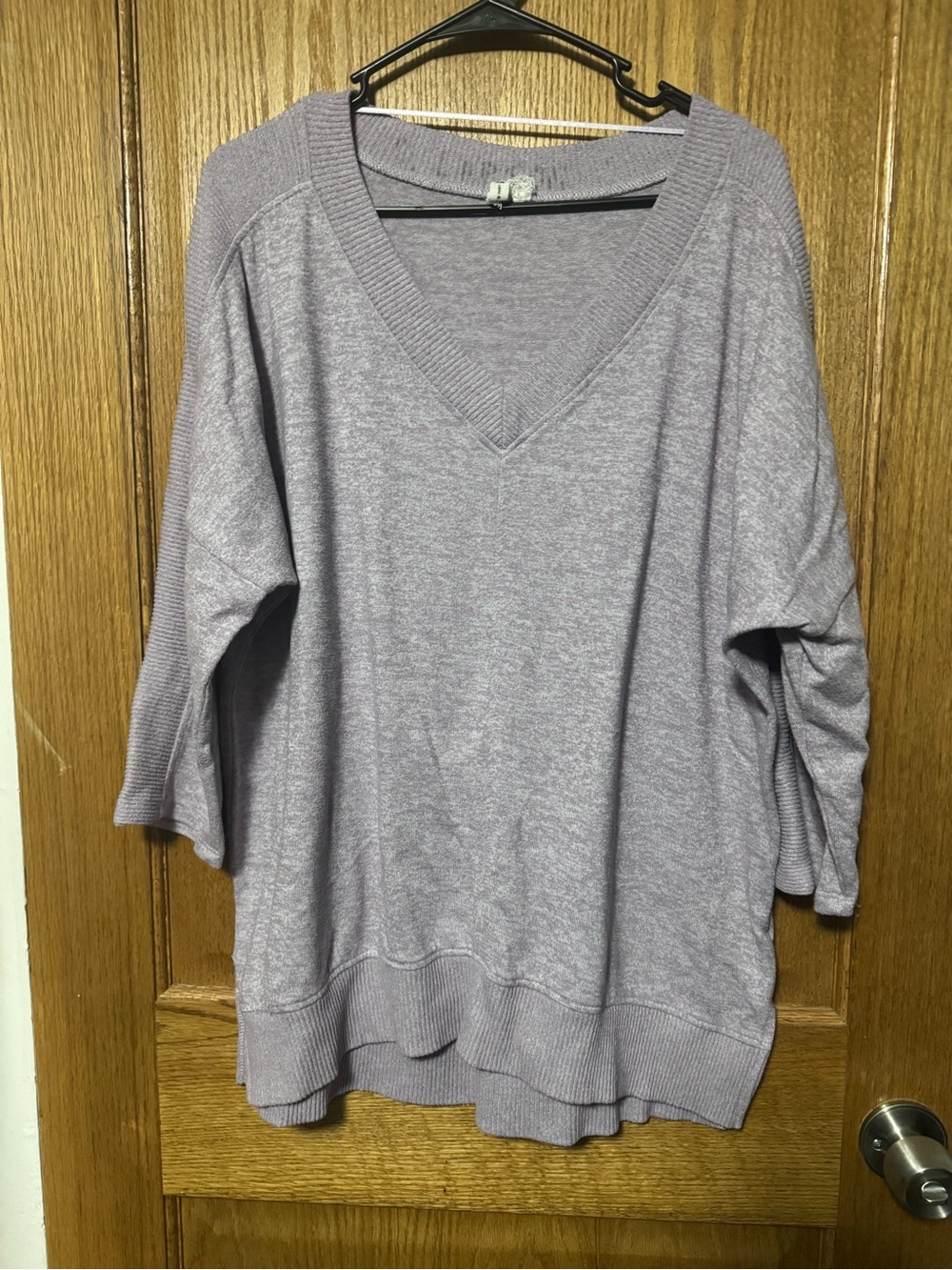 Cable & Gauge Lavender V-Neck Sweater